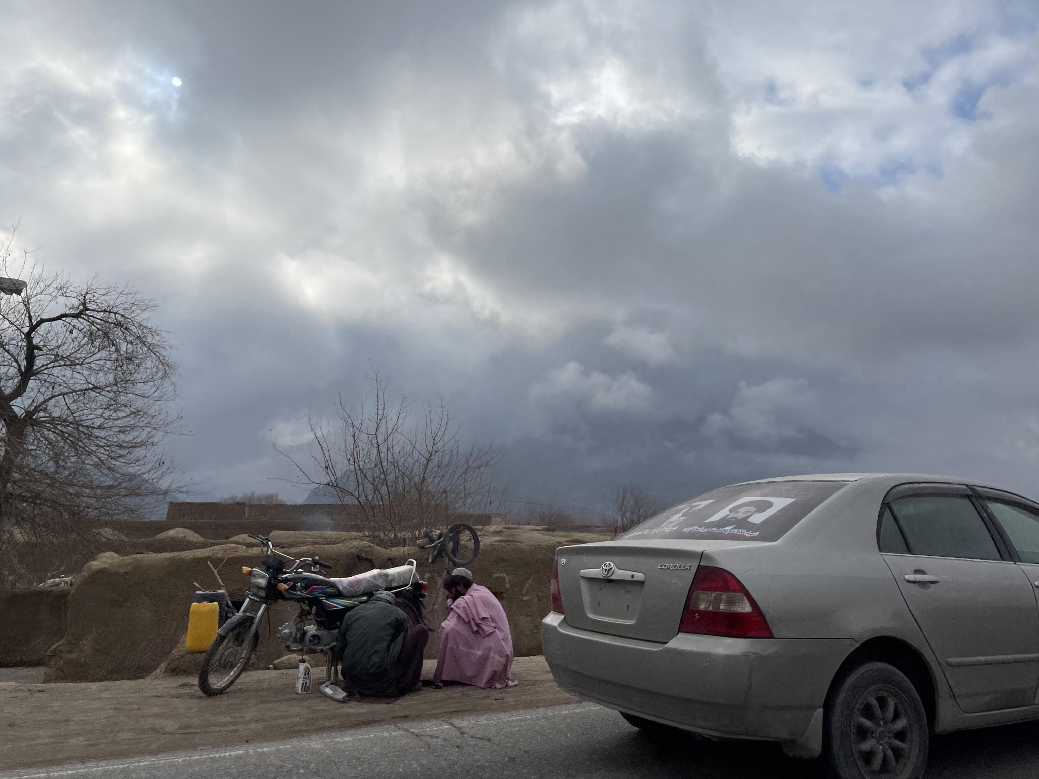 在2017年参观向坎大哈在阿富汗 库存照片. 图片 包括有 下午, 山脉, 人道主义, 纹章, 横向, 坎大哈 - 96390018
