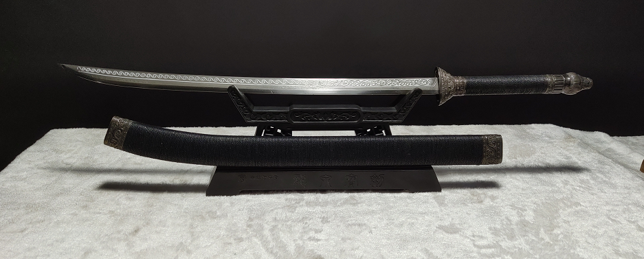 剧中刀剑由龙泉宝剑厂精心锻造制作(来源:丽水全域旅游中心)