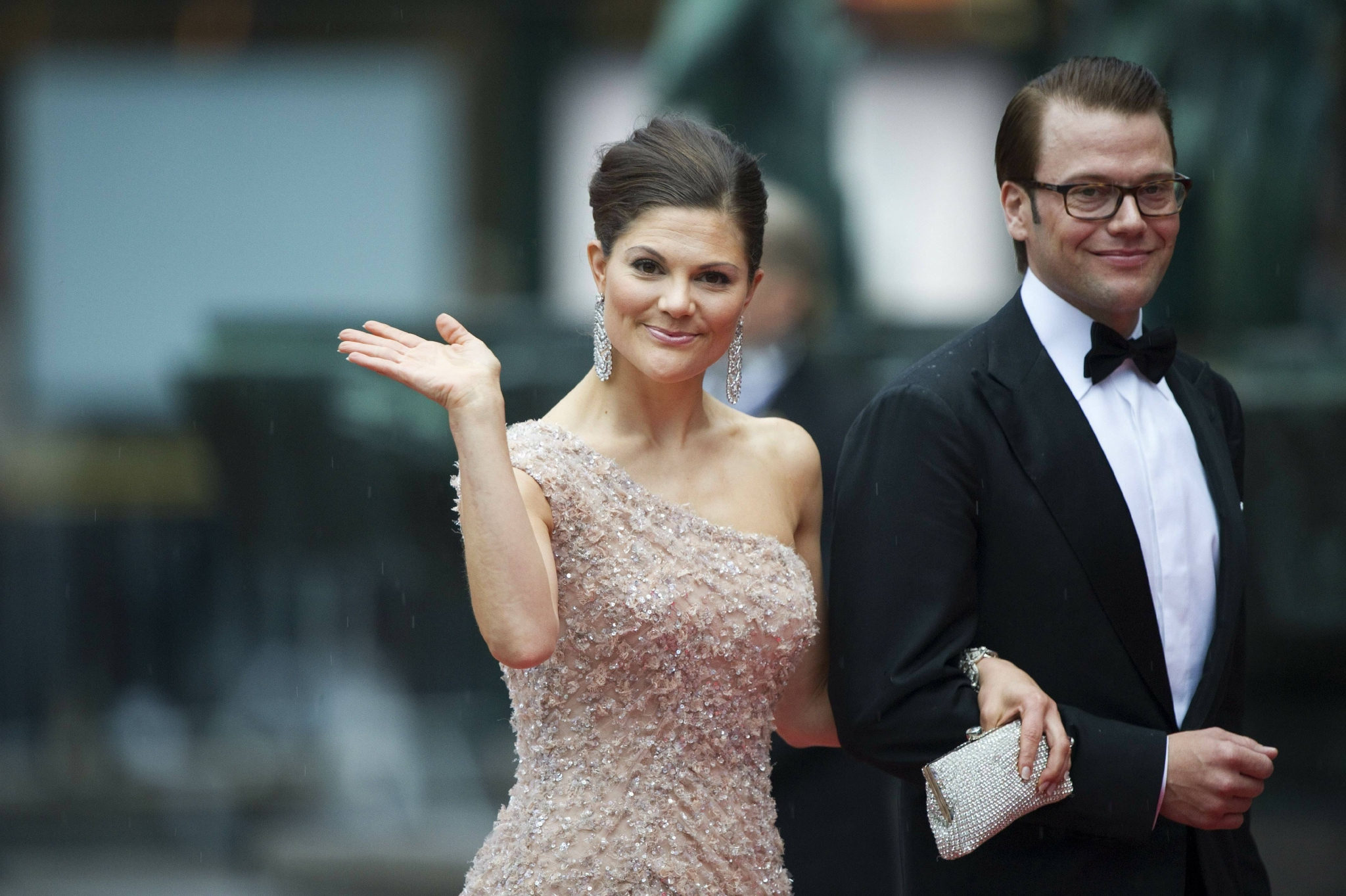 瑞典女王储维多利亚二次感染新冠病毒