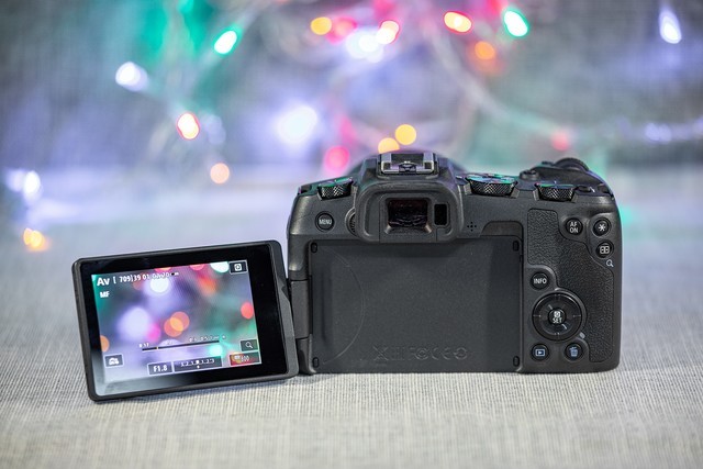 年终奖马上到手 2022年买什么相机之佳能篇