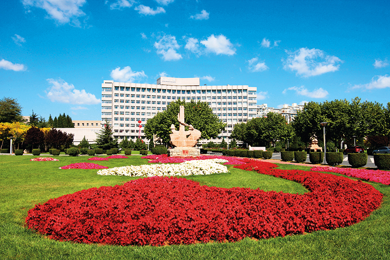 大连海事大学综合楼&nbsp;&nbsp;&nbsp;&nbsp; 大连海事大学供图