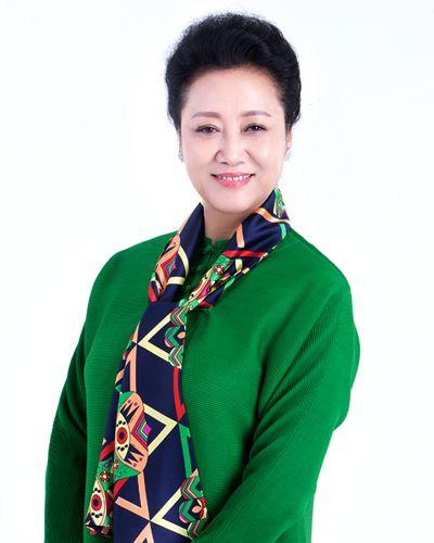 66岁老戏骨王丽云生活节俭穿50元连衣裙录节目还曾在公园捡瓶子