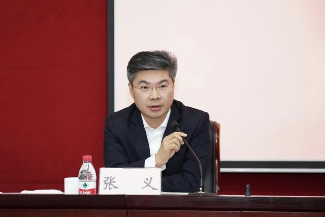 抓快抓早抓准抓实宝山区新冠肺炎疫情防控工作领导小组会议召开