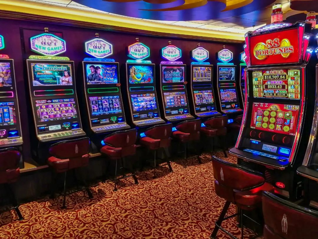 重庆市人大代表永川区胜利路街道张家坡社区党委书记文绍英应取缔赌博