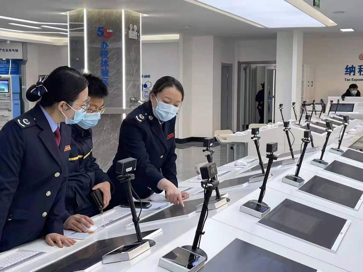 唐山市路南区税务局智慧办税开新局精细服务暖人心
