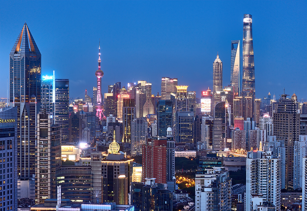 2021年北京上海gdp突破四万亿