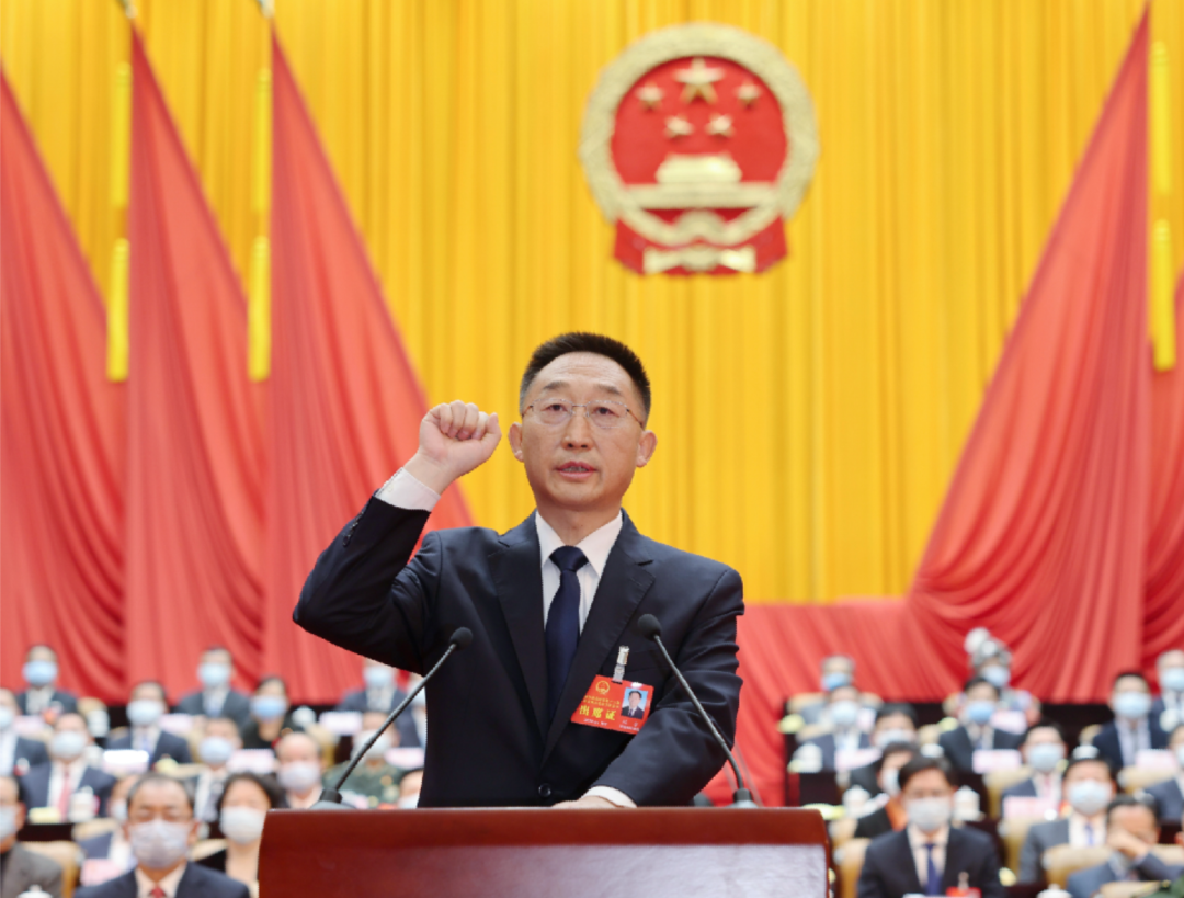 刘宁当选为自治区十三届人大常委会主任