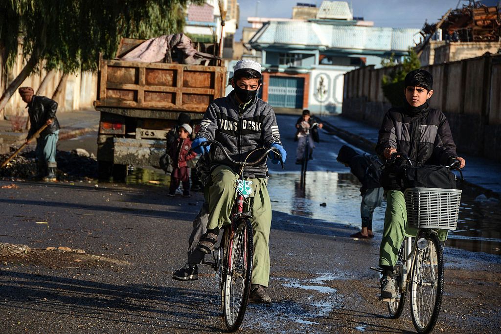 阿富汗难民事务部开始分发中国援助粮食