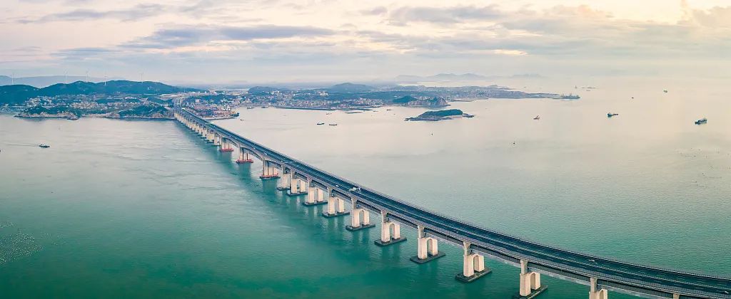 平潭海峡公铁两用大桥与金门,马祖通桥工程均属于"台海通道"的重要