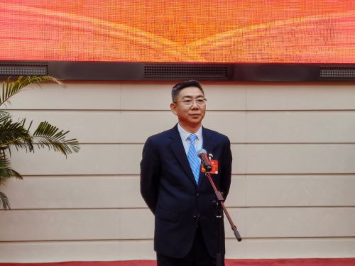 内蒙古政协委员刘德加快实施生态综合治理协同推动黄河流域生态保护和