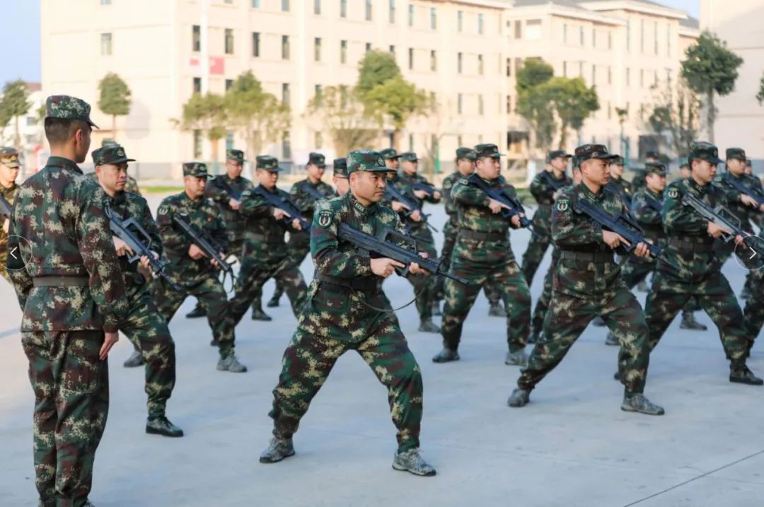 火箭军某部持续掀起训练热潮