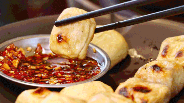 △普洱小吃，便宜大碗。