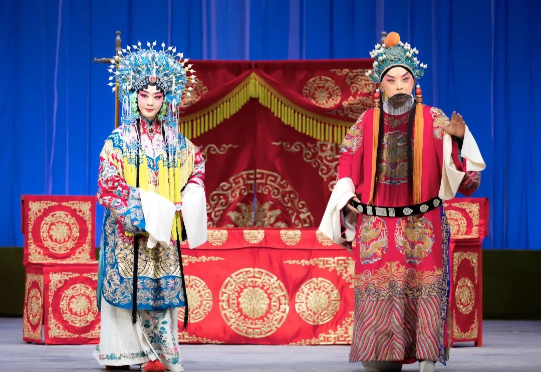 最新调查：2025小姐楼凤论坛究竟是什么？如何正确使用避免踩雷