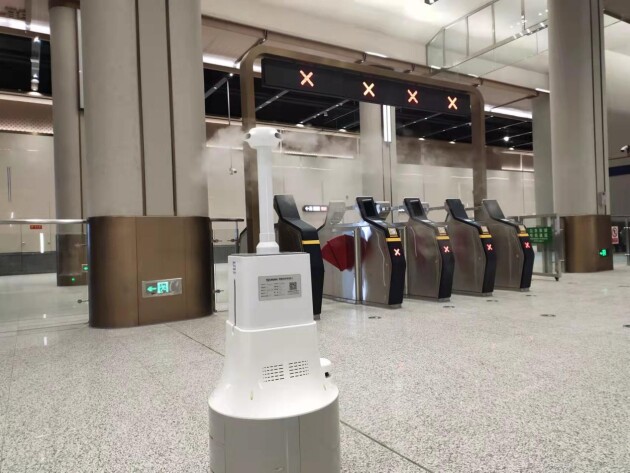 图 SMAM智能消杀机器人在北京地铁“冬奥支线”作业中