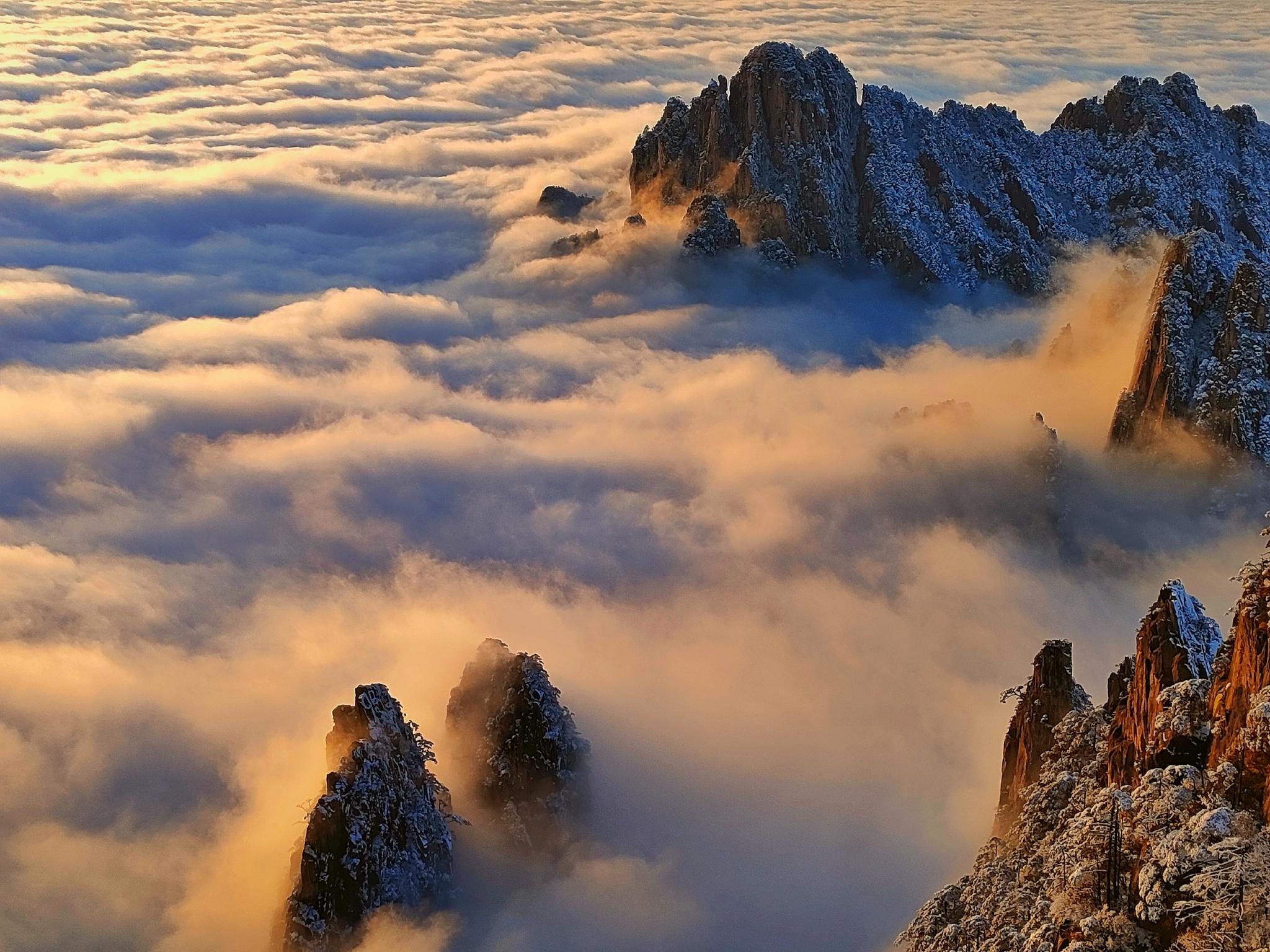 黄山除夕现绝美雪景尽显大气中国范儿
