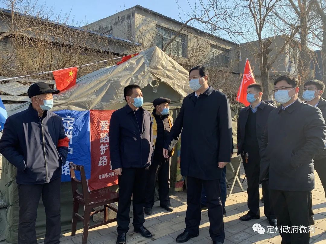 2月2日,农历大年初二,定州市城乡到处洋溢着浓浓的节日气氛.