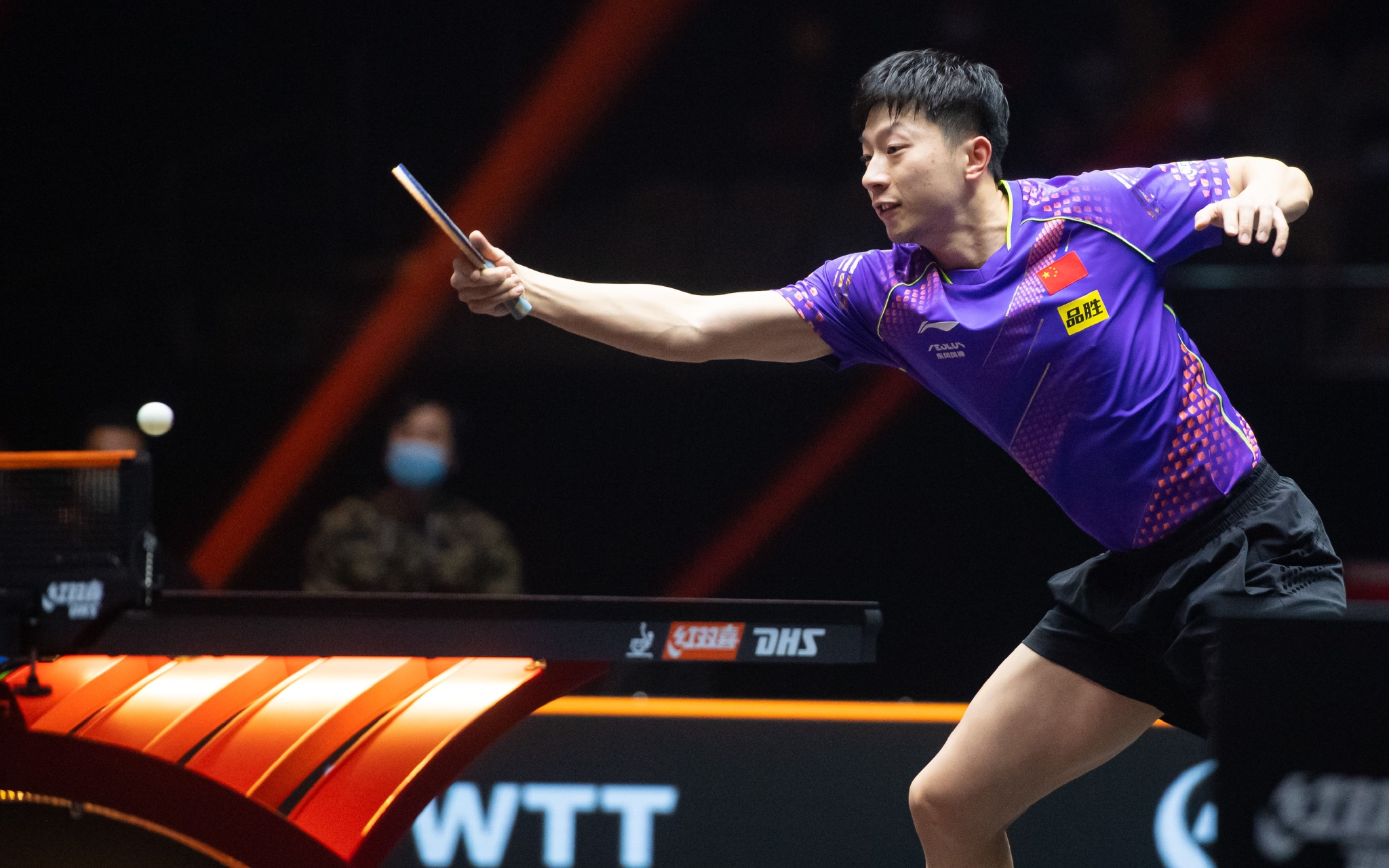 火炬手马龙滑过两次雪现在也是三亿分之一