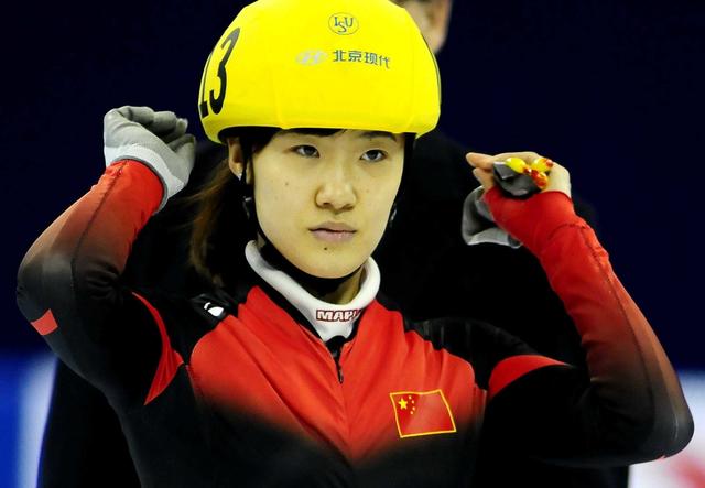 火炬手刘秋宏:换个身份为冬奥会贡献力量