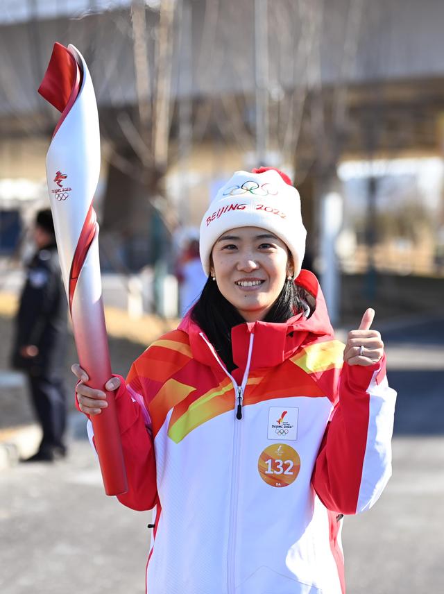 火炬手刘秋宏:换个身份为冬奥会贡献力量