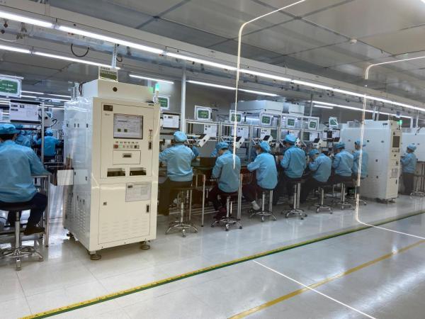 oppo(重庆)智能科技有限公司的生产车间.(受访者供图)