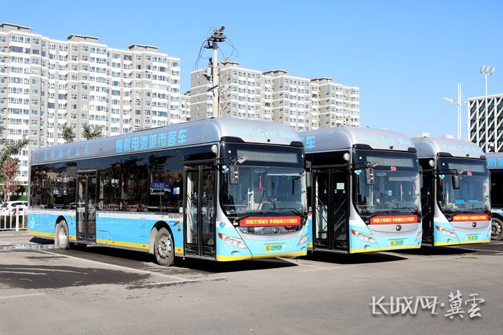 张家口市的氢燃料电池公交车.长城网·冀云客户端记者 李皓 摄