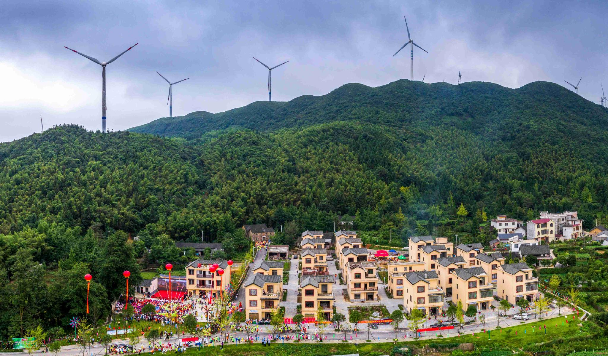 兴安镇源江村风貌航拍图(蒋俊 摄)