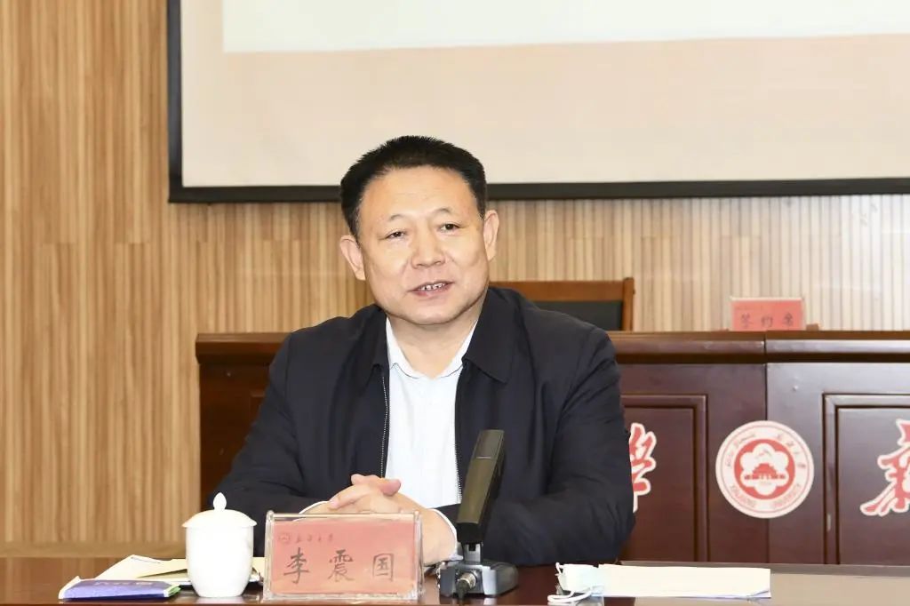 新大头条新疆大学与兵团第三师图木舒克市签署战略合作框架协议