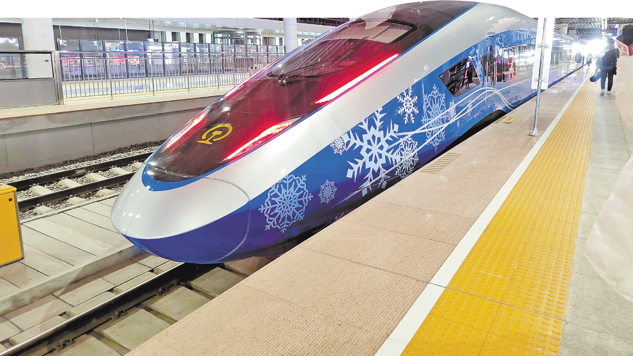 乘瑞雪迎春感受中国速度