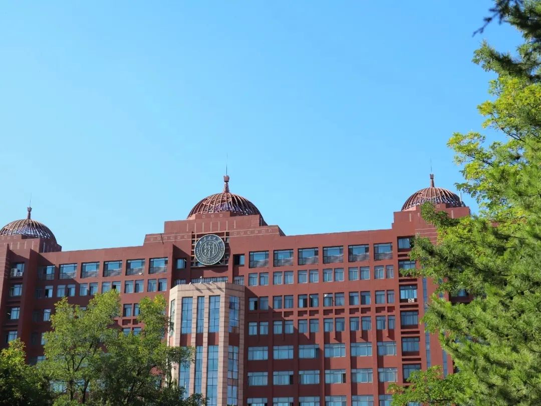 内蒙古大学诚邀海外英才申报优青海外项目