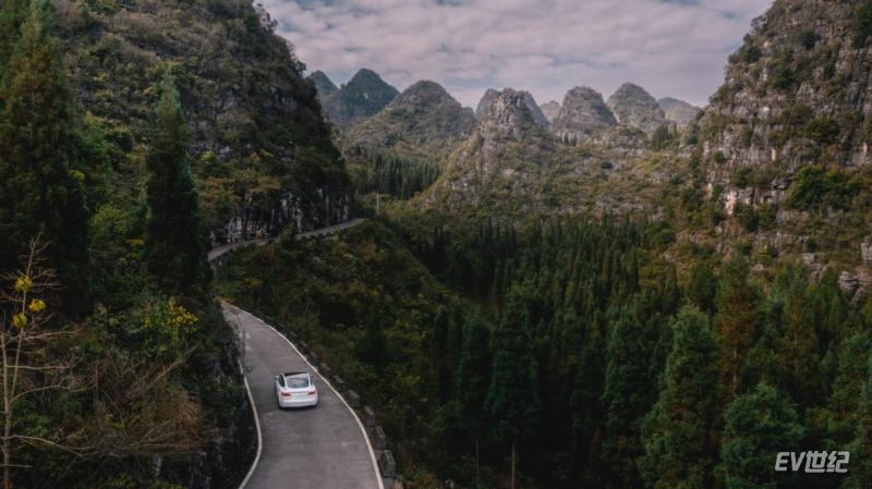 释放更多产业力量，特斯拉的2022开门红