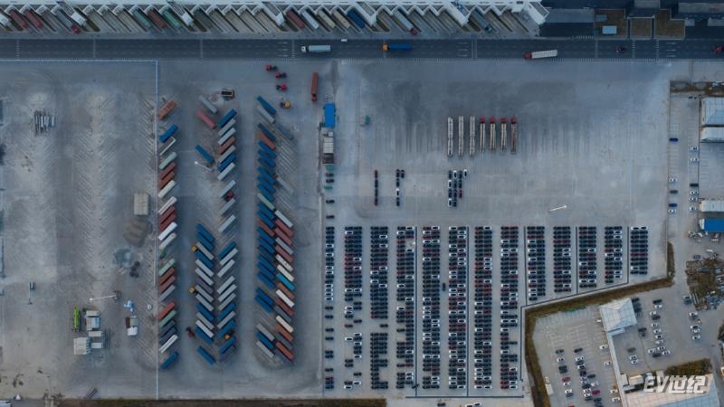 释放更多产业力量，特斯拉的2022开门红