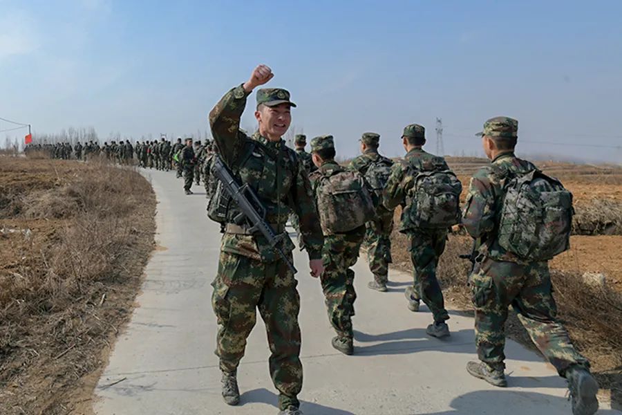 元气满满虎虎生威百公里实战化拉练开启虎年训练新篇