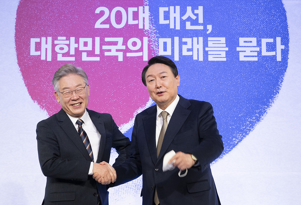 韩总统选举竞选活动今启动：两强争霸 选情空前胶着