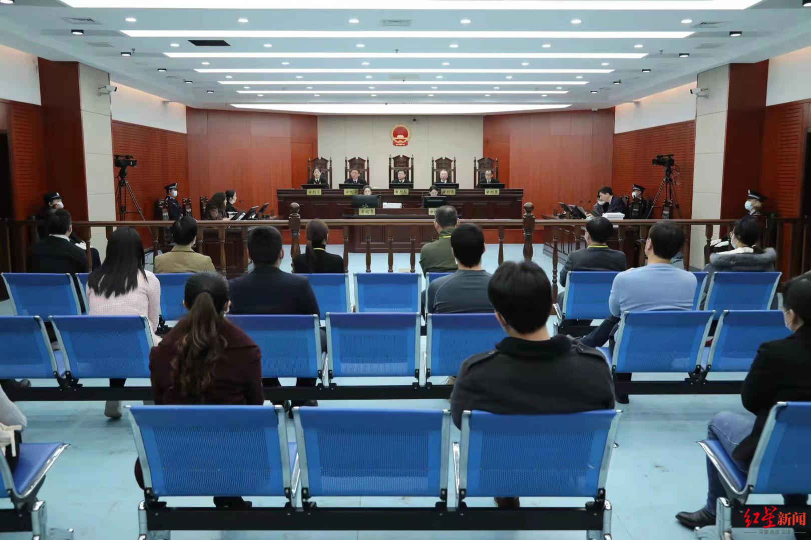刘鑫出庭称无法预判陈世峰会行凶 江秋莲：如果她在一开始就勇于承担 就没有今天的案子