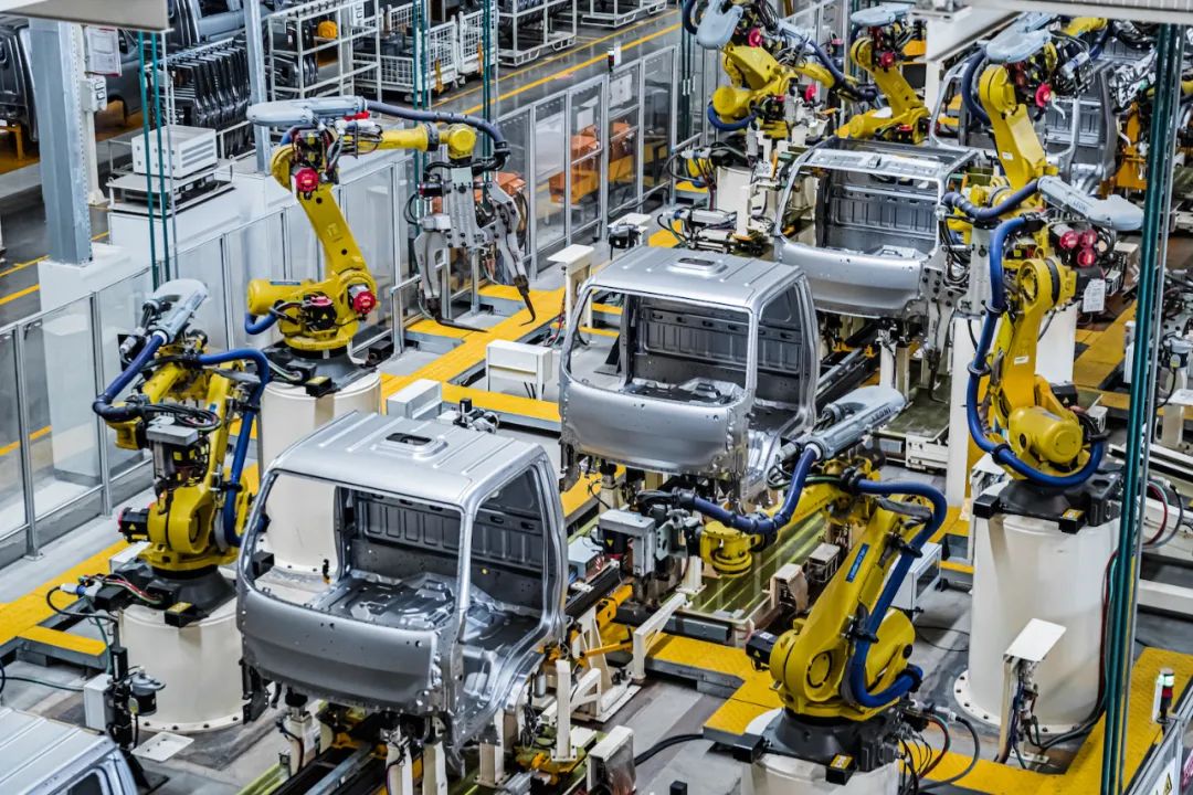 江淮汽车新港高端轻卡生产基地自动化焊接生产线