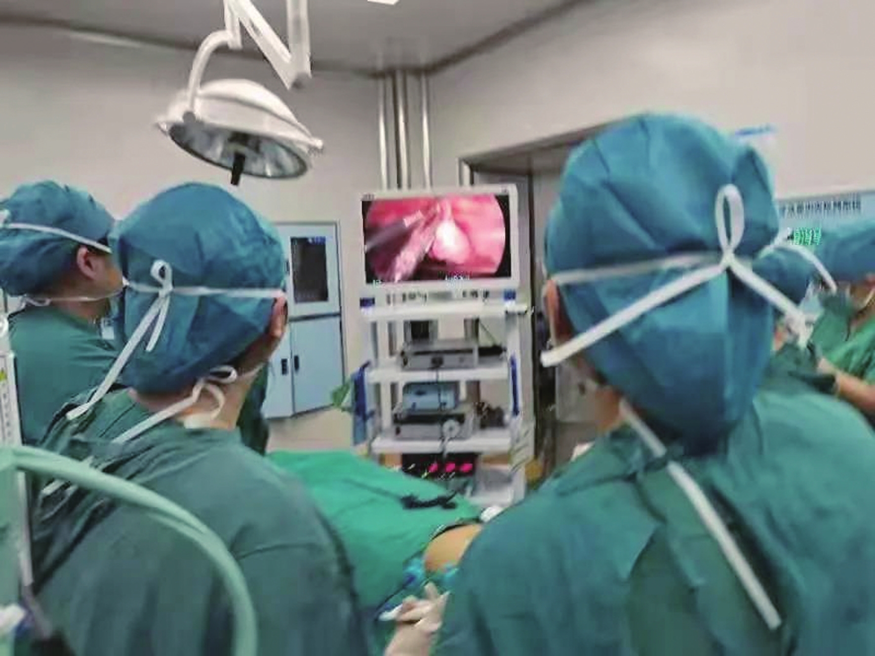 河北工程大学附属医院成功救治腹腔内出血患儿