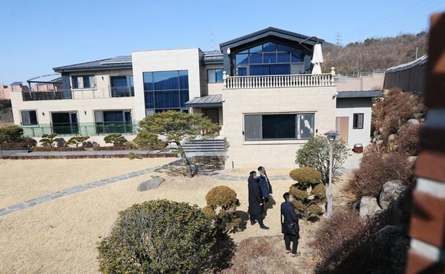 朴槿惠名下多了栋别墅现在大家关心她什么时候住进去