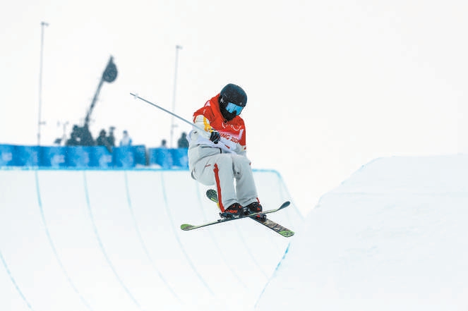 毛秉强昨天,北京冬奥会自由式滑雪男子u型场地资格赛结束,遗憾的是