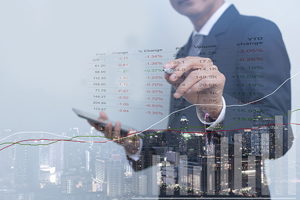 “主观头部私募试水量化策略 百亿级私募仍在持续扩容