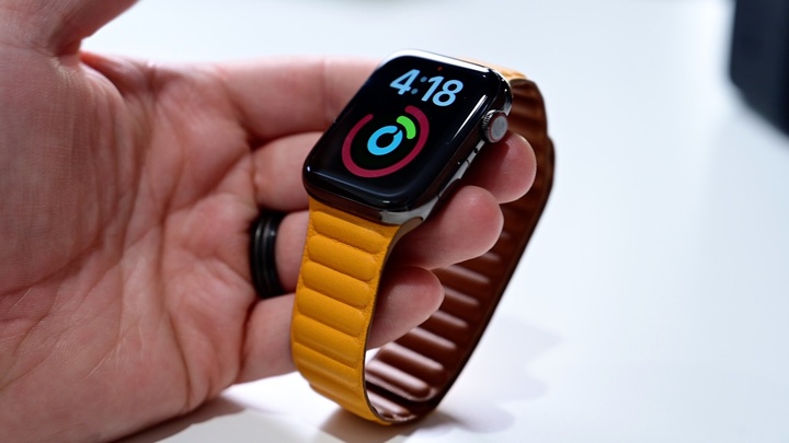 ▲ Apple Watch 皮革链式表带。 图片来自：Appleinsider