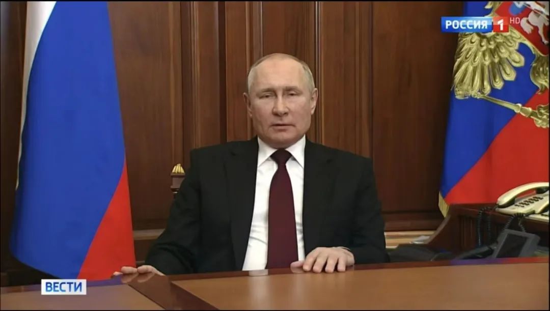 俄总统普京电视讲话，图源：央视新闻