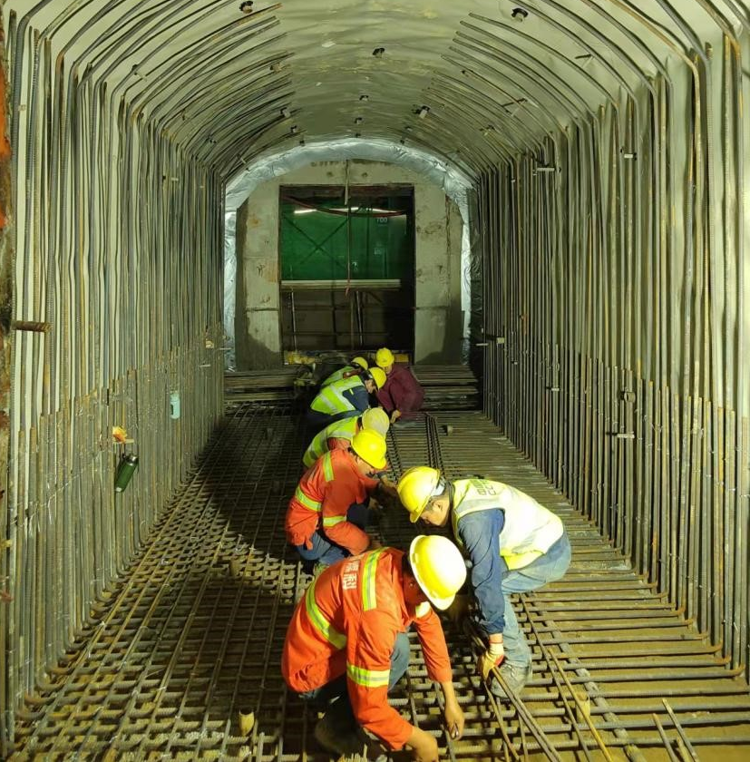 目前,机场快线已经完成4座端头接收冻结加固,4座联络通道施工任务