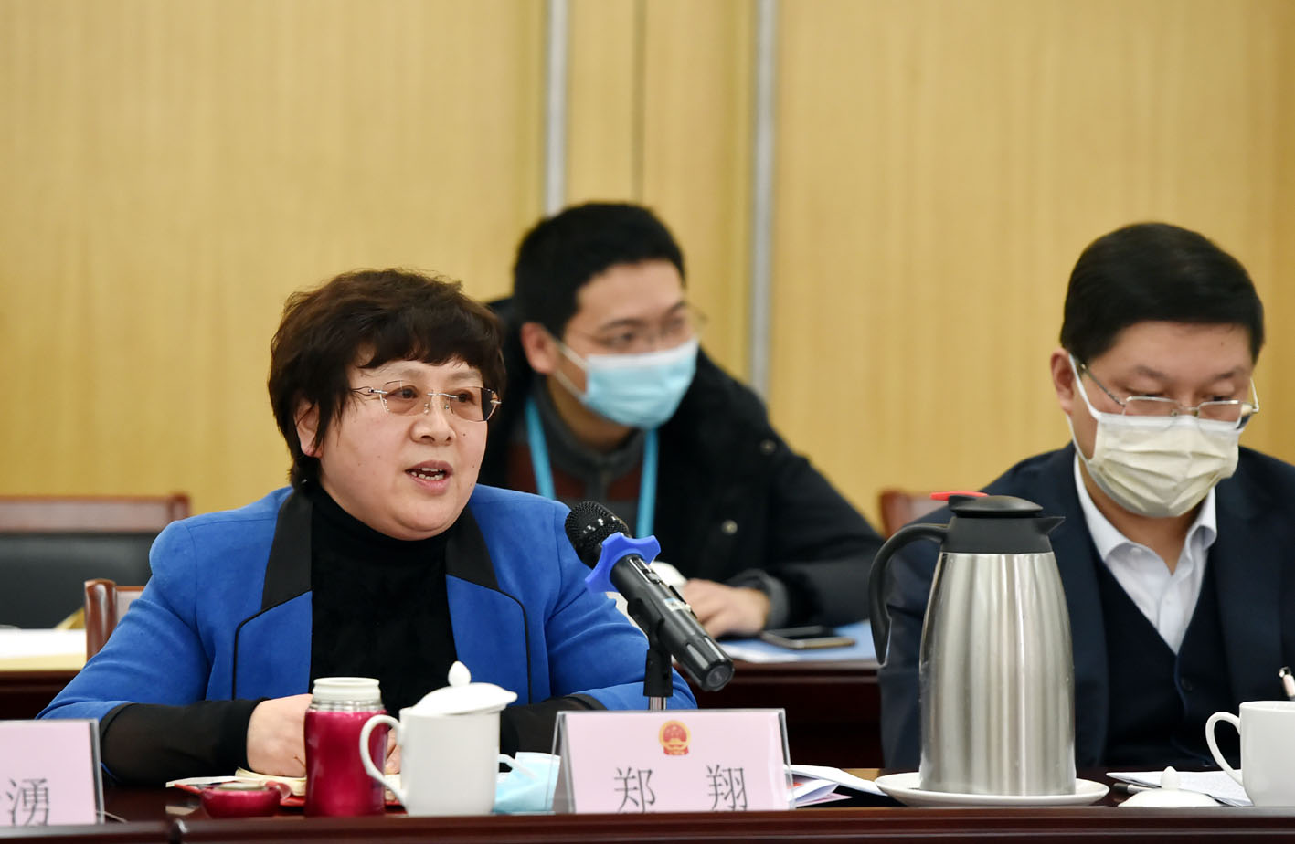 庄文斌 司新利 摄