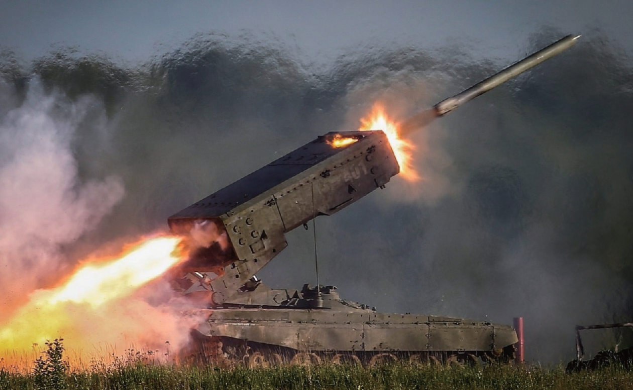 俄制tos-1自行火箭炮