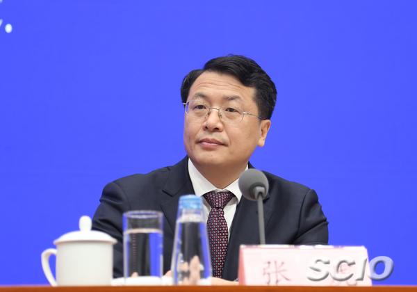张虎于2019年任广东省副省长,2020年6月任广东省委常委,政法委书记,至