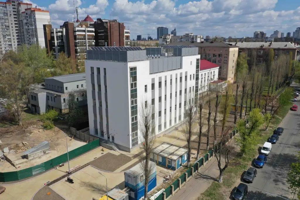 　↑美国国防部“降低生物威胁计划”在乌克兰基辅建立的研究实验室。 图据美国防部DTRA