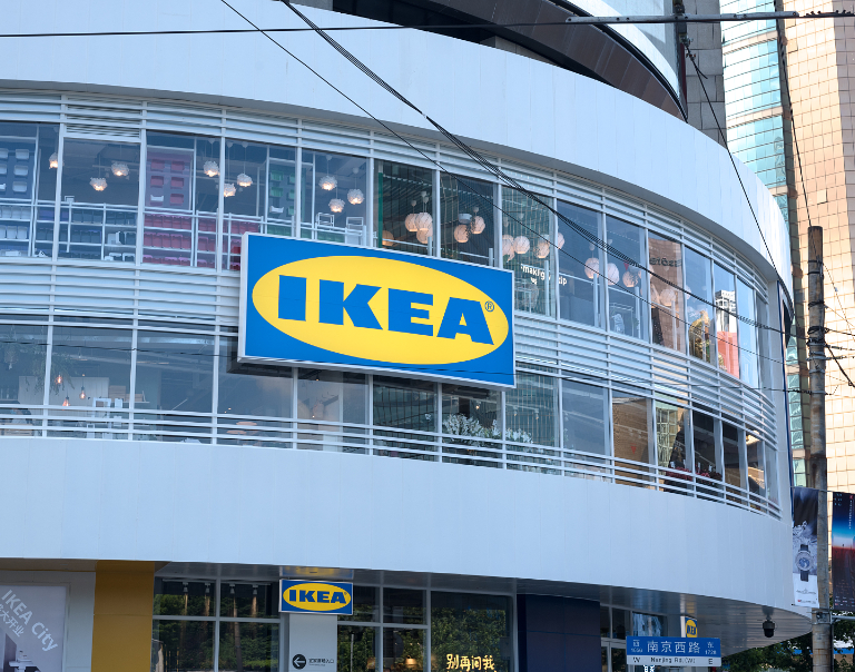 沙发挤满人餐厅排长队 宜家贵阳店撑不过三年 当地人 仿佛失去了灵魂 宜家 新浪财经 新浪网