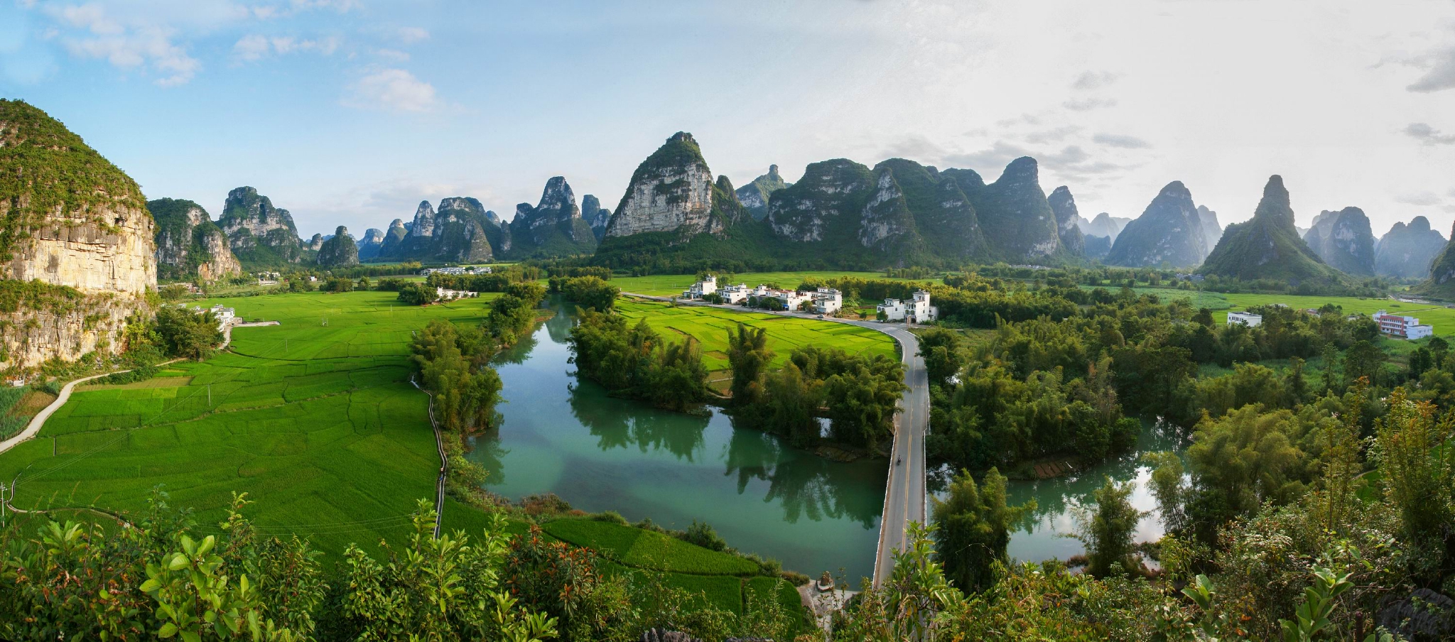 图为大新县明仕村景色 梁波 摄