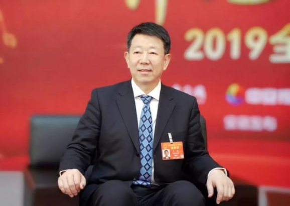 海螺集团董事长王诚建议加快制订水泥行业统一的核定标准