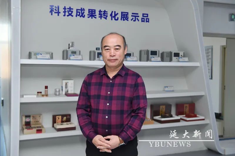 延边大学全国政协委员李东浩认真履职